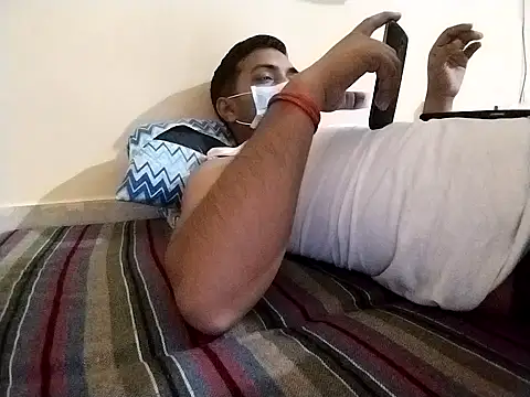 Snapshot of bigvorn6 chatting on 03.13.25 bigvorn6 online show from 03.13.25