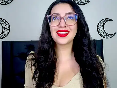 Snapshot of EvoletFMK chatting on 10.17.25 EvoletFMK online show from 10.17.25
