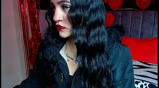 Snapshot of Violettasquirt chatting on 03.14.25 Violettasquirt online show from 03.14.25