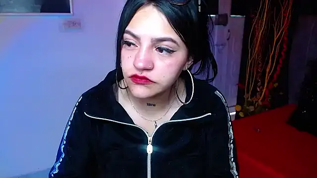 Violettasquirt online show from 01.08.26