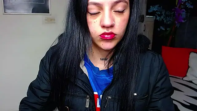 Violettasquirt online show from 02.20.26