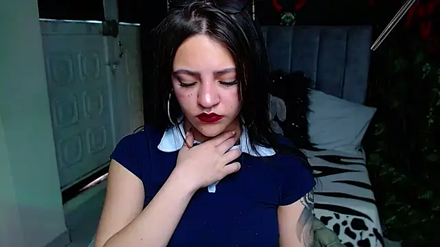 Violettasquirt online show from 04.28.26