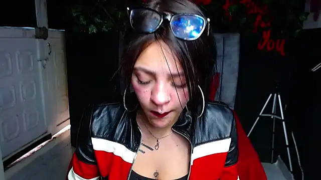 Violettasquirt online show from 05.09.26