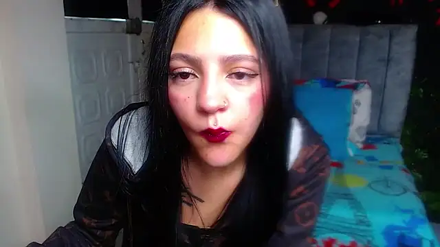 Violettasquirt online show from 05.22.26