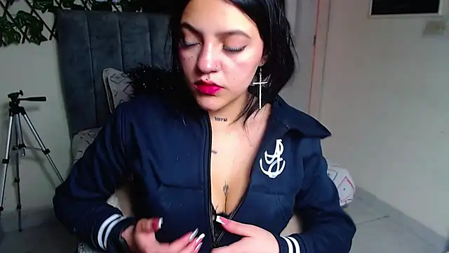 Violettasquirt online show from 06.13.26