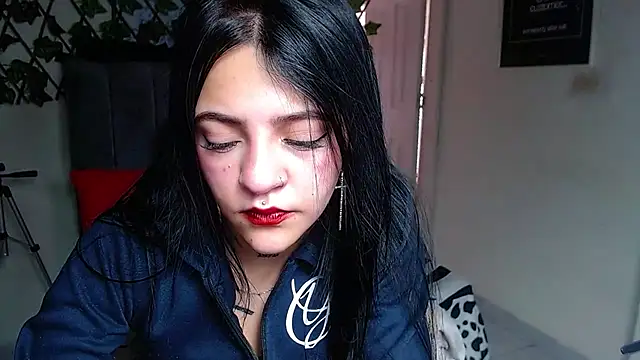 Violettasquirt online show from 06.24.26