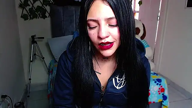 Violettasquirt online show from 07.08.26