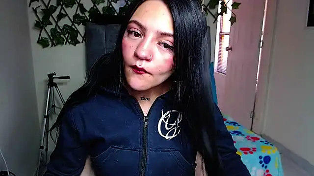 Violettasquirt online show from 07.24.26
