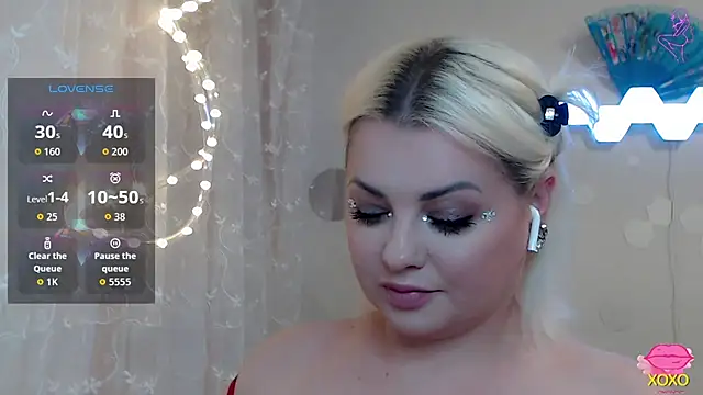 JewellKiss7 online show from 11.29.25