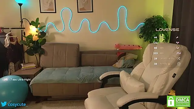 cosycute  online show from 02.02.25