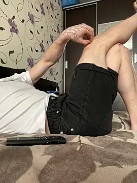 red red00 online show from 03.04.26