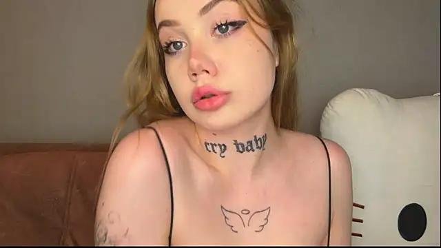 Snapshot of hanna_cry_baby chatting on 01.31.26 hanna cry baby online show from 01.31.26