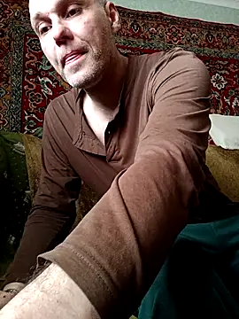 Pineapple04 online show from 03.01.26