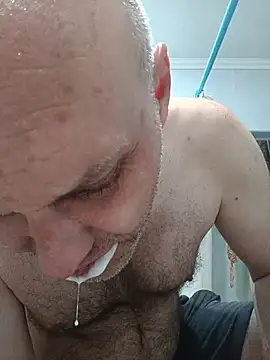 Pineapple04 online show from 07.07.26