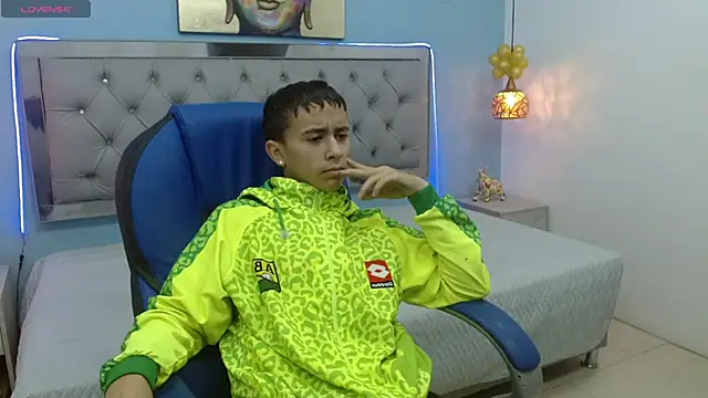 Xavii18 online show from 01.25.25