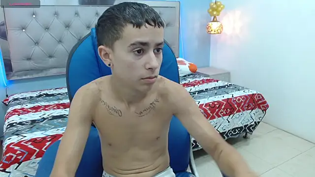 Xavii18 online show from 02.23.25