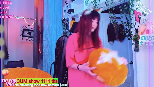 Toxic Ellies online show from 02.16.25