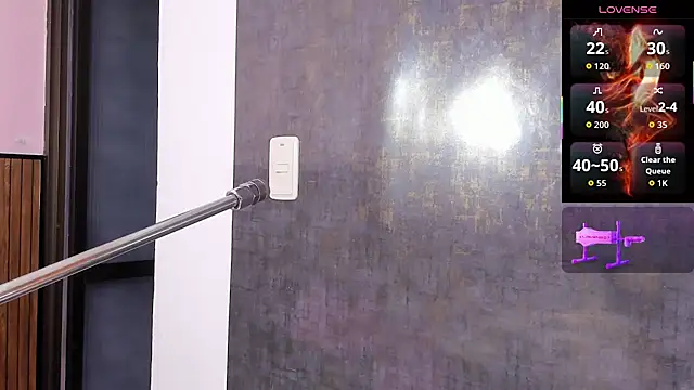 Issys milf online show from 05.10.26
