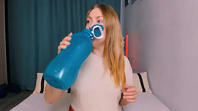 InsatiableFoxX online show from 06.10.26