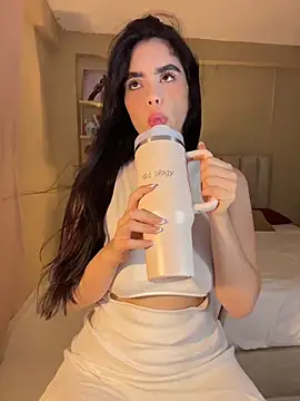 Snapshot of Mavi_Coless chatting on 11.08.25 Mavi Coless online show from 11.08.25