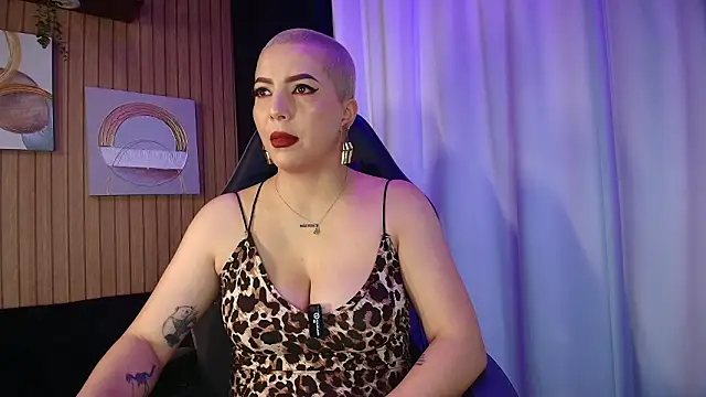 Camila Chainn online show from 01.17.26