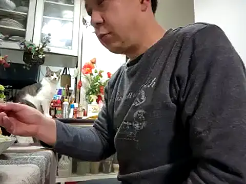 Snapshot of 07YUKIO chatting on 03.12.25 07YUKIO online show from 03.12.25