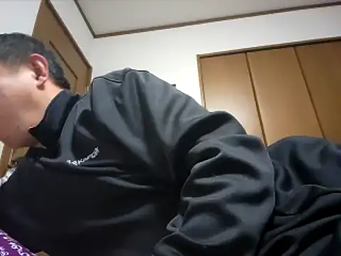 Snapshot of 07YUKIO chatting on 03.16.25 07YUKIO online show from 03.16.25