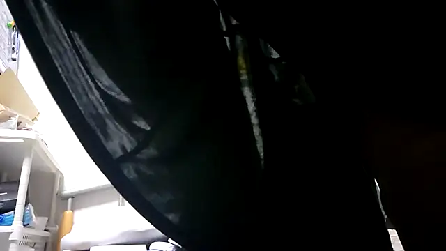 Snapshot of 07YUKIO chatting on 11.03.25 07YUKIO online show from 11.03.25