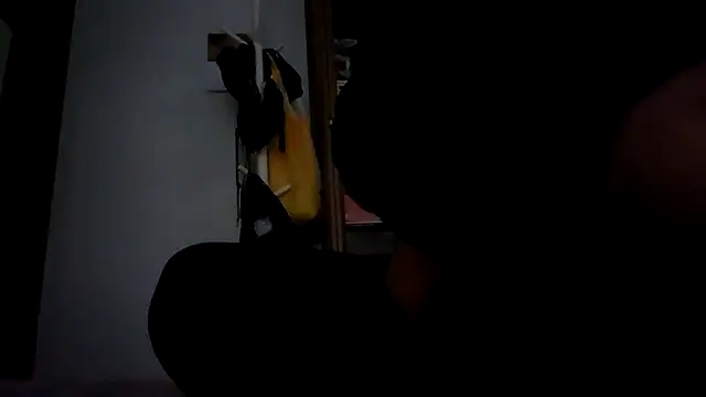 Snapshot of 07YUKIO chatting on 11.23.25 07YUKIO online show from 11.23.25