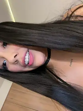 Sofy Softtt online show from 08.05.26