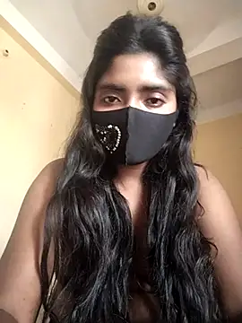 Snapshot of Lina-Rose chatting on 03.03.25 Lina-Rose online show from 03.03.25