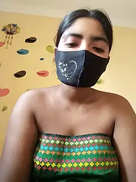 Snapshot of Lina-Rose chatting on 03.12.25 Lina-Rose online show from 03.12.25