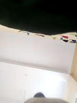 Snapshot of Lina-Rose chatting on 03.21.25 Lina-Rose online show from 03.21.25