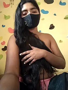 Snapshot of Lina-Rose chatting on 03.22.25 Lina-Rose online show from 03.22.25