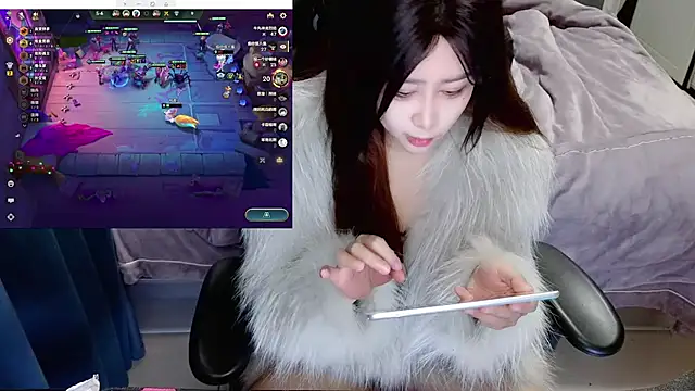 Snapshot of Angelababy001 chatting on 01.09.25 Angelababy001 online show from 01.09.25