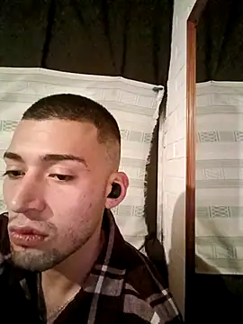 Snapshot of Suggarwhite18CM chatting on 11.01.25 Suggarwhite18CM online show from 11.01.25