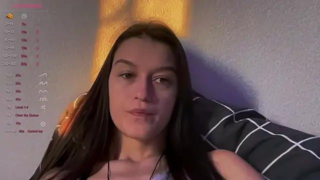Snapshot of Alice__grace chatting on 02.09.25 Alice  grace online show from 02.09.25