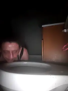 UniqueKorn86 online show from 04.12.26