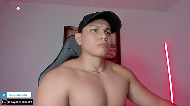 Snapshot of RoyConstance chatting on 09.18.25 RoyConstance online show from 09.18.25
