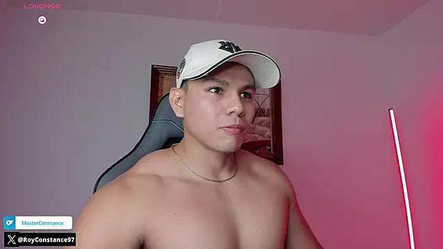 Snapshot of RoyConstance chatting on 10.15.25 RoyConstance online show from 10.15.25