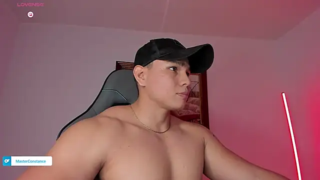 Snapshot of RoyConstance chatting on 10.22.25 RoyConstance online show from 10.22.25