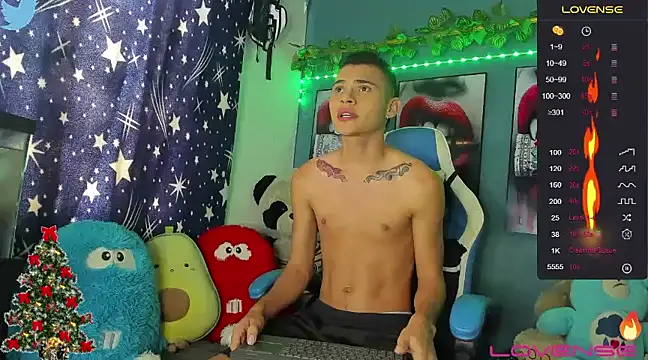 soyander03  online show from 12.28.24