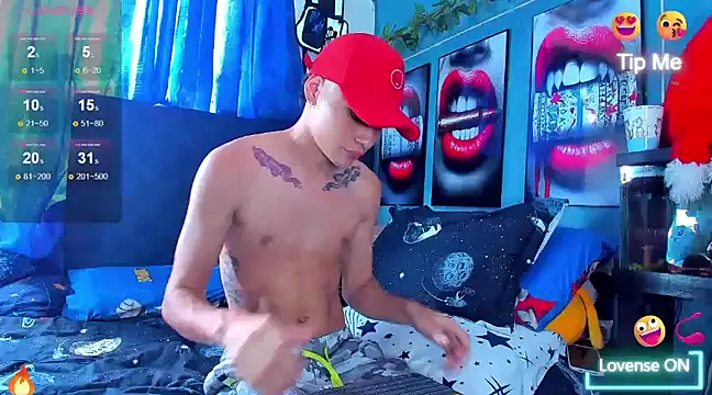 soyander03  online show from 03.15.25