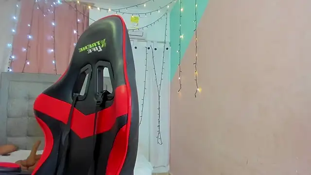 valentina 0  online show from 02.27.25