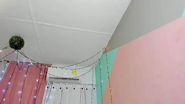 valentina 0  online show from 03.02.25