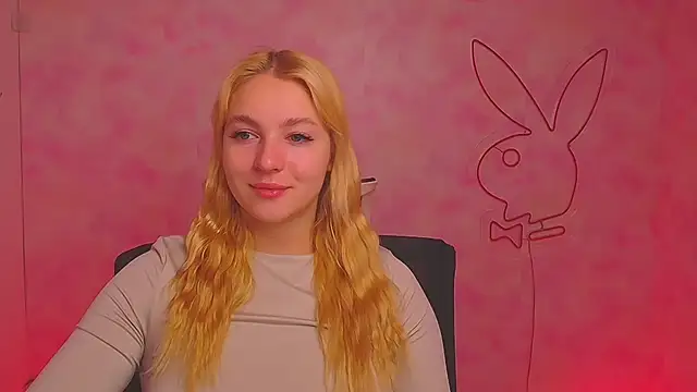 Snapshot of Milka_kiss_ chatting on 12.10.24 Milka kiss online show from 12.10.24