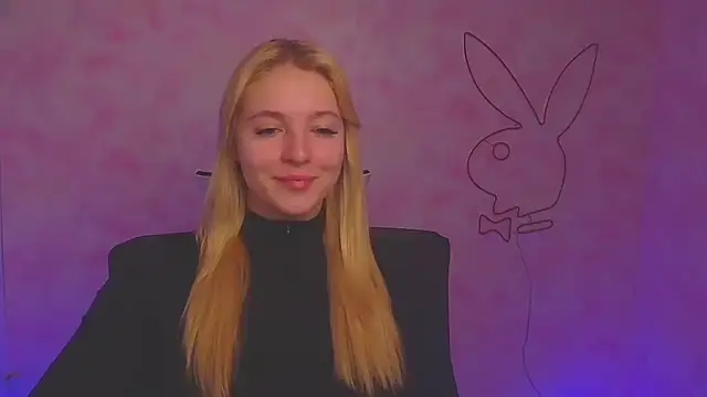 Snapshot of Milka_kiss_ chatting on 12.16.24 Milka kiss online show from 12.16.24