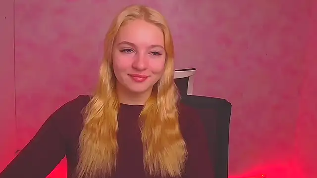 Snapshot of Milka_kiss_ chatting on 12.29.24 Milka kiss online show from 12.29.24