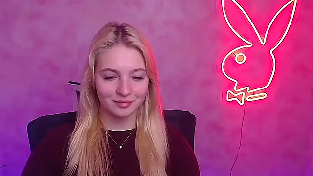 Snapshot of Milka_kiss_ chatting on 02.06.25 Milka kiss online show from 02.06.25