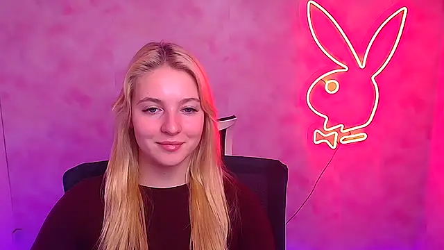 Snapshot of Milka_kiss_ chatting on 02.06.25 Milka kiss online show from 02.06.25